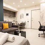 SKG Premium Studios